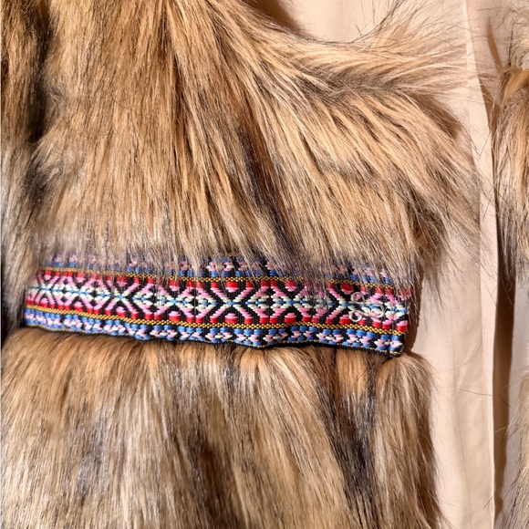 Eternal Sunshine Creations Faux Fur Jacket with Patterned Trim - Picture 2 of 3